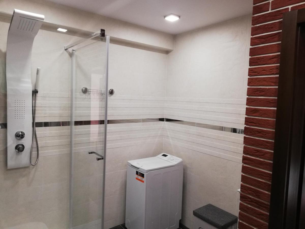 Apartament 80M2 Z 70M2 Tarasem -W Pelni Wyposazony - Wyjatkowe Centrum Miasta Wloclawek Luaran gambar